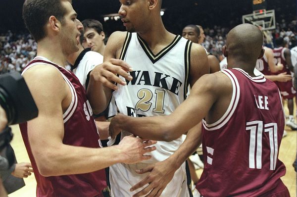 全队13人 全队13人