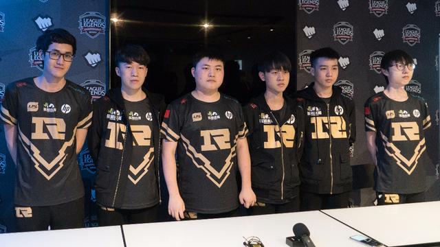 内敲定续约 内敲定续约