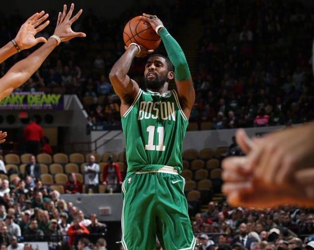 国际赛事中 国际赛事中